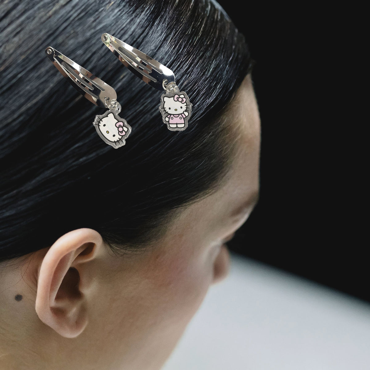 Sanrio | Hello Kitty Silver Metallic Hair Clip Set with Charms